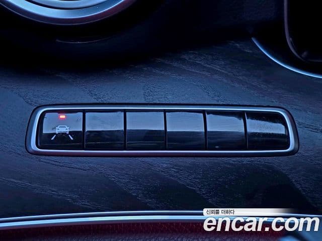 Mercedes-Benz E-Class 2018 — ფოტო 11/20