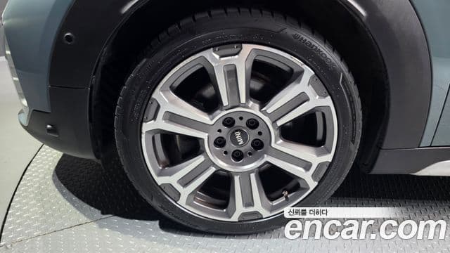 Mini Cooper S Countryman 2021 — фото 5 из 20