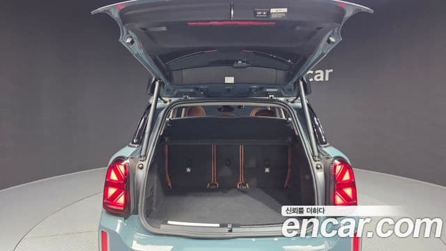 Mini Cooper S Countryman 2021 — фото 20 из 20