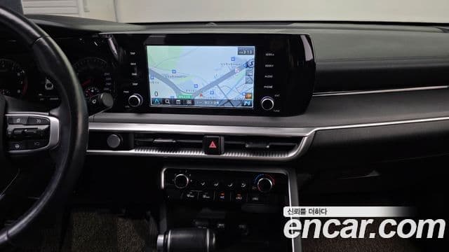 Kia K5 2021 — фото 14 из 20