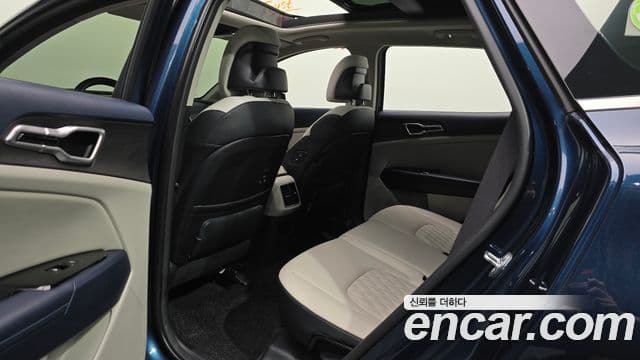 Kia Sportage 2023 — фото 11 из 20