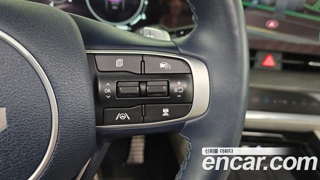 Kia Sportage 2023 — фото 17 из 20