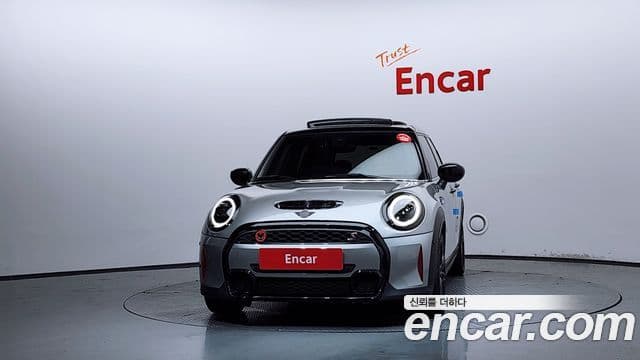 Mini Cooper S 2024 — ფოტო 3/20