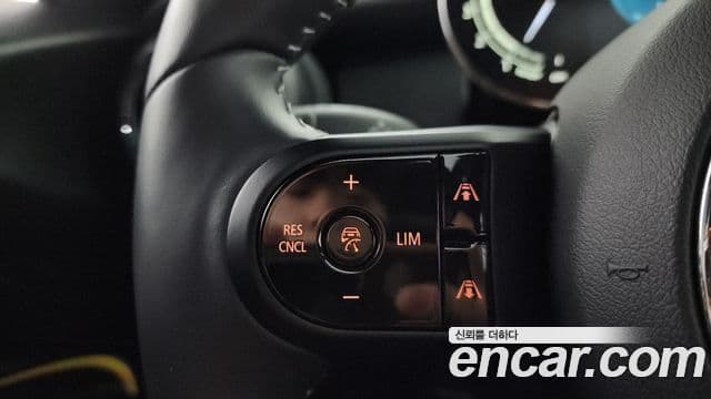 Mini Cooper S 2024 — ფოტო 16/20