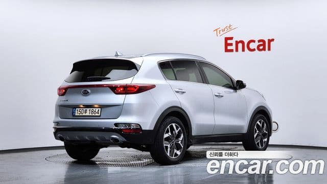 Kia Sportage The Bold 2021 — ფოტო 2/20