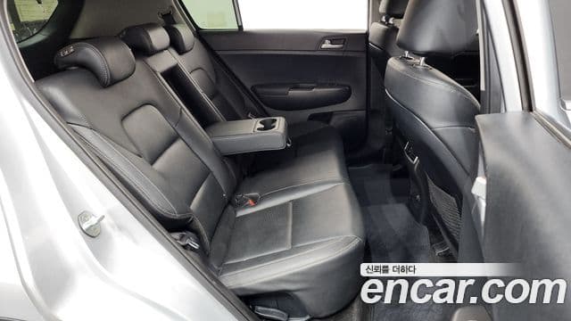 Kia Sportage The Bold 2021 — ფოტო 12/20
