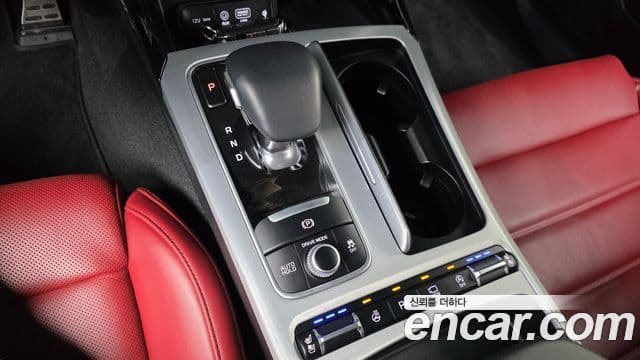 Kia Stinger 2019 — Şəkil 9/20
