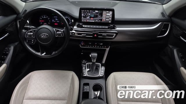 Kia Seltos 2020 — ფოტო 7/20