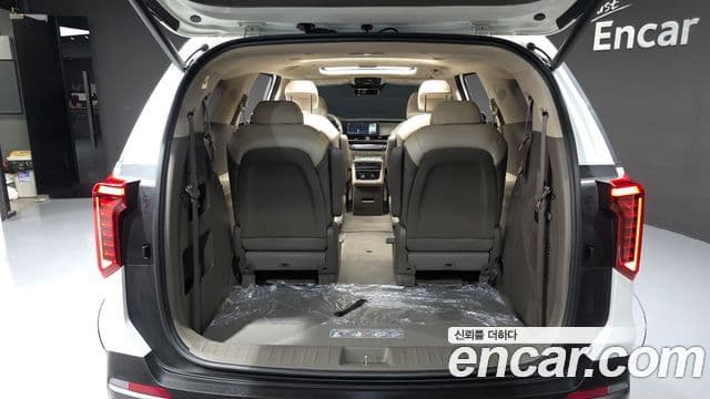 Kia Carnival 2025 — ფოტო 19/20