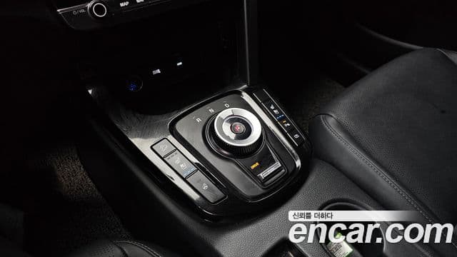 Kia Seltos 2024 — Şəkil 9/20