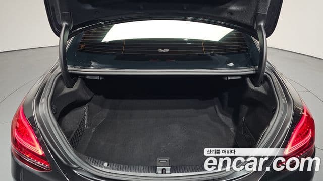 Mercedes-Benz C-Class 2020 — Фото 20/20