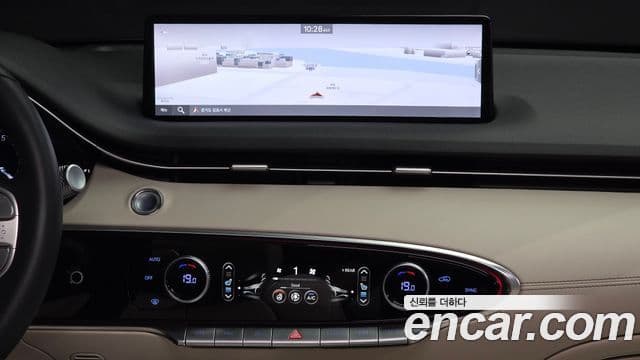 Genesis GV70 2023 — фото 14 из 20