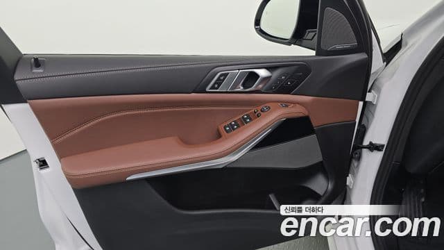 BMW X5 2025 — Photo 14/35