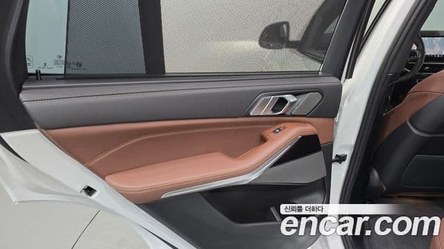 BMW X5 2025 — Photo 17/35