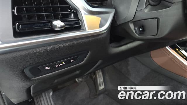 BMW X5 2025 — Photo 15/35