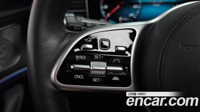 Mercedes-Benz GLE-Class 2022 — Şəkil 18/20
