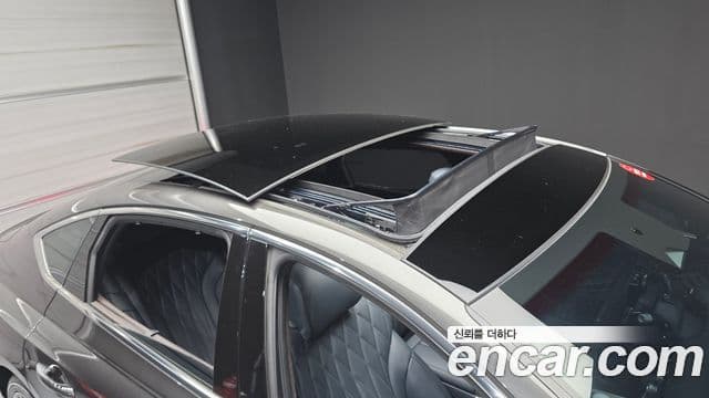 Genesis Electrified G80 2024 — ფოტო 19/20