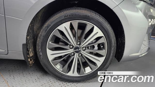 Kia K8 2023 — фото 5 из 20