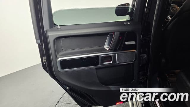 Mercedes-Benz G-Class 2021 — Photo 25/31