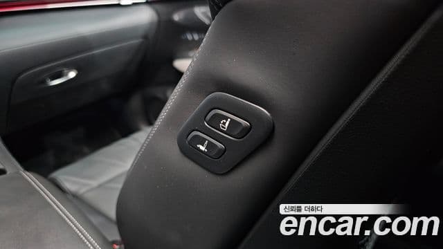 Genesis GV70 2024 — Photo 40/40