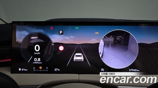 Genesis GV70 2025 — ფოტო 8/20