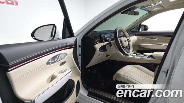 Genesis GV70 2025 — ფოტო 10/20