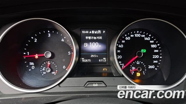 Volkswagen Tiguan 2018 — Şəkil 6/20