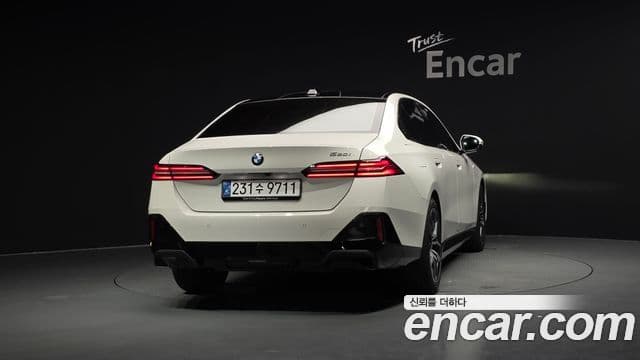 BMW 5 Series 2025 — ფოტო 4/20