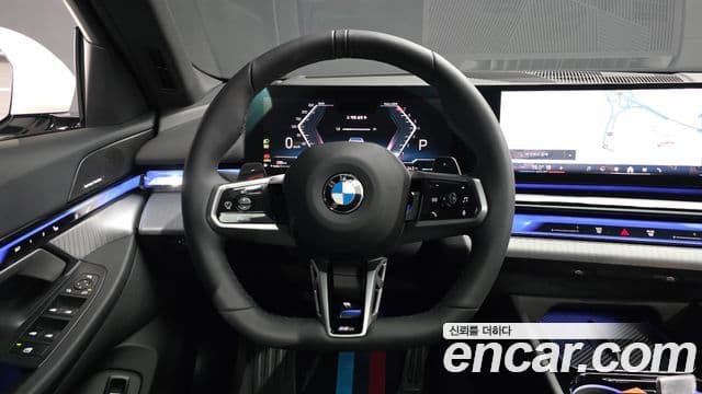 BMW 5 Series 2025 — ფოტო 13/20