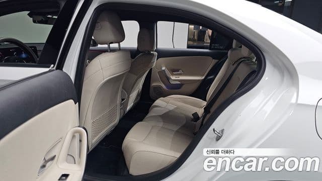 Mercedes-Benz A-Class 2021 — Фото 12/20