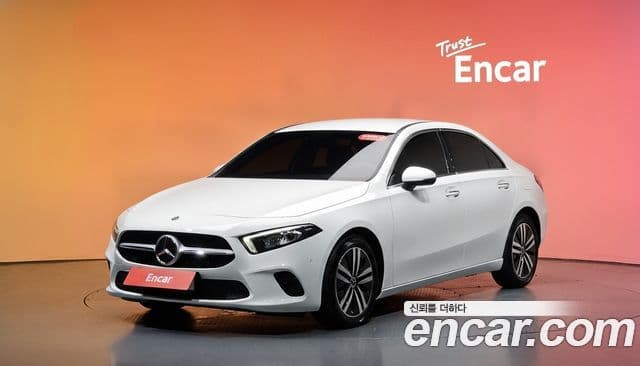 Mercedes-Benz A-Class 2021 — Фото 1/20