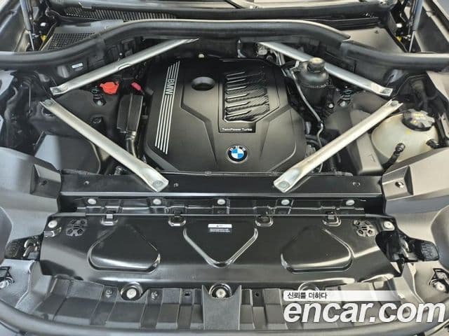 BMW X7 2022 — ფოტო 5/20