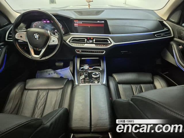 BMW X7 2022 — ფოტო 10/20