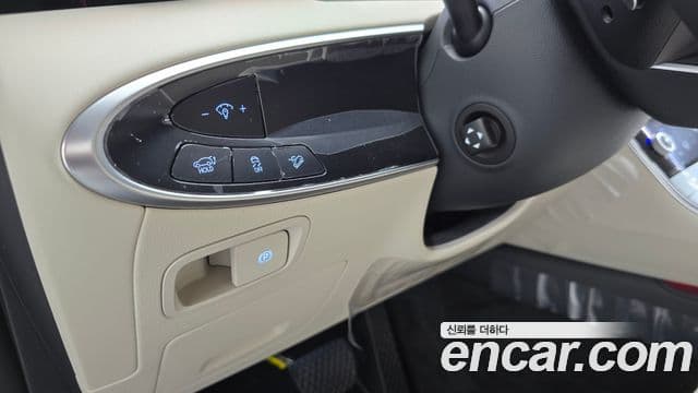 Genesis GV70 2025 — фото 18 из 20