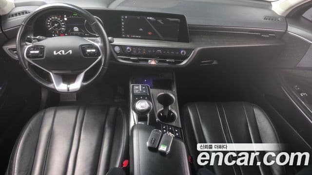 Kia K8 2022 — ფოტო 7/20