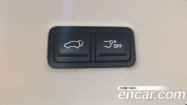 Kia Carnival 2023 — фото 17 из 20