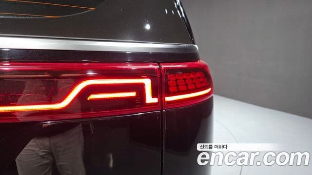 Kia Carnival 2023 — Photo 22/32
