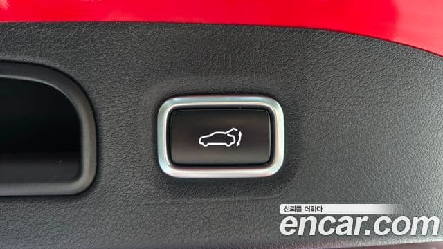 Kia Stinger 2019 — ფოტო 19/20
