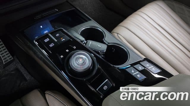 Kia K8 2022 — ფოტო 9/20