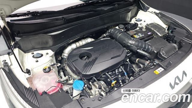 Kia Seltos 2022 — Şəkil 6/20