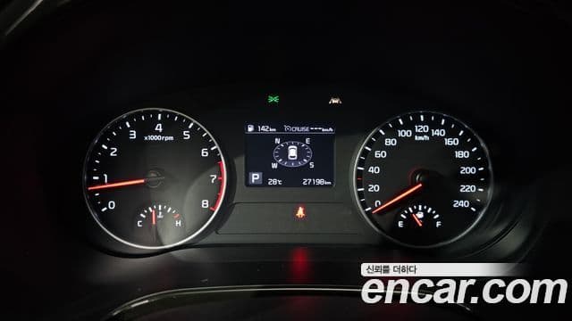 Kia Seltos 2022 — Şəkil 8/20