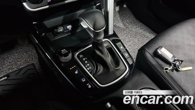 Kia Seltos 2022 — фото 9 из 20