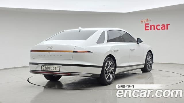 Hyundai Grandeur 2023 — Şəkil 2/20