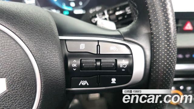 Kia Sportage 2023 — фото 17 из 20