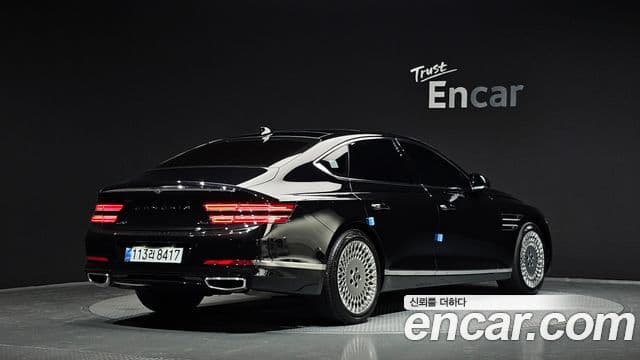 Genesis Electrified G80 2022 — фото 2 из 20