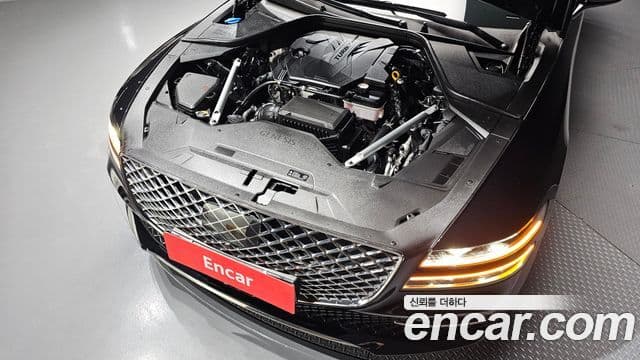 Genesis Electrified G80 2022 — фото 6 из 20
