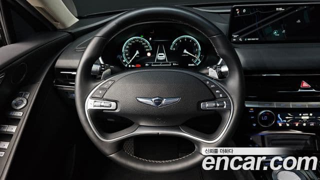 Genesis Electrified G80 2022 — фото 14 из 20