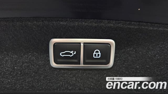 Genesis Electrified G80 2022 — фото 16 из 20
