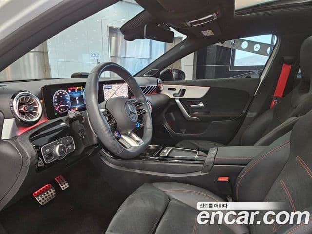 Mercedes-Benz A-Class 2025 — ფოტო 9/16