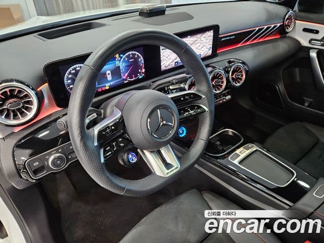 Mercedes-Benz A-Class 2025 — ფოტო 11/16